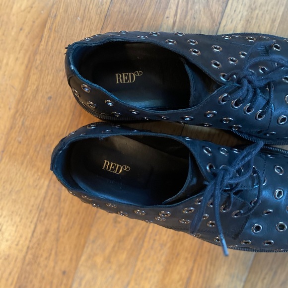 Valentino black leather gromet oxfords - Picture 2 of 4